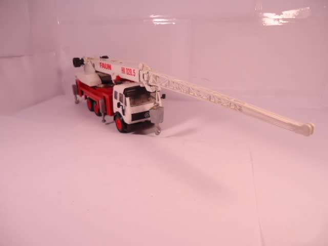 Siku - Mercedes SK Faun Telescopic Crane - #3723