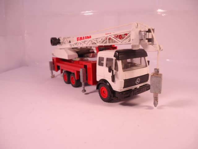 Siku - Mercedes SK Faun Telescopic Crane - #3723
