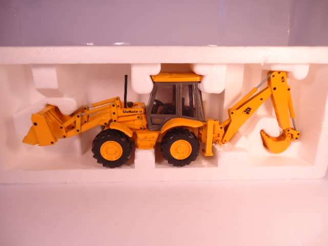 Joal Compact - JCB 4CX Sitemaster - #175 - 1:35