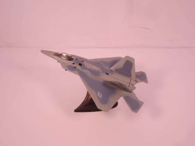Maisto - F/A-22 Raptor Fighter Jet