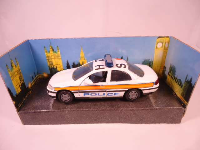 Motormax - Lot of 2 Models