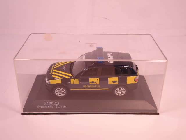 Kyosho - BMW X3 - Grenzwache-Schweiz - German Version - #03522GE