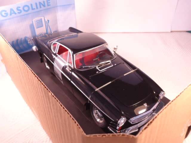 Revell - Volvo 1800 S - #08450