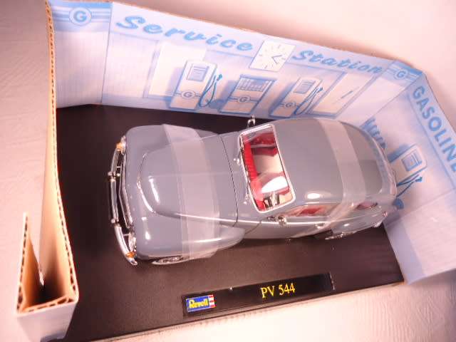 Revell - Volvo PV 544