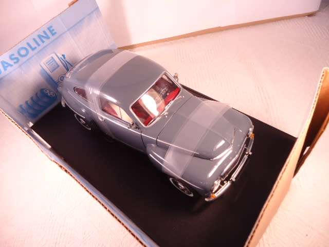 Revell - Volvo PV 544