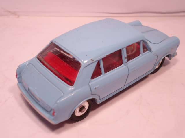Dinky Toys - Morris 1100 - # 140