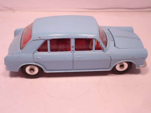Dinky Toys - Morris 1100 - # 140