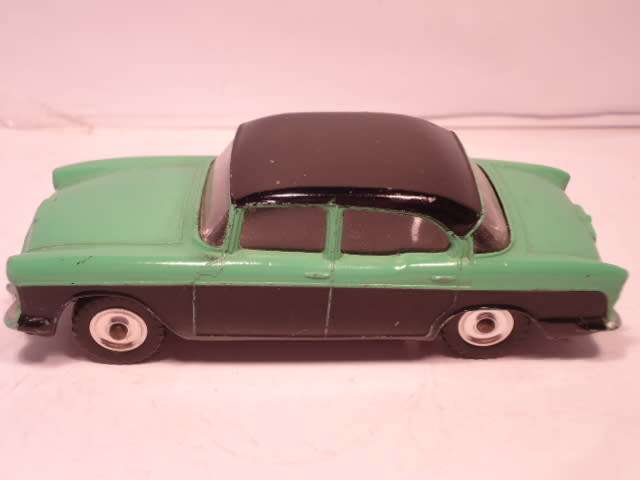 Dinky Toys - Humber Hawk - # 165