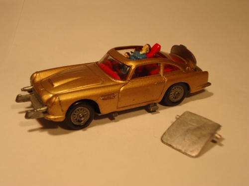 Corgi Toys - # 261 - James Bond Aston Martin DB5 - SPES OFFEWR THIS WEEK-20% DISC. - WAS R300