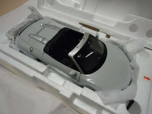 Kyosho - Audi R8 5.2 Fsi