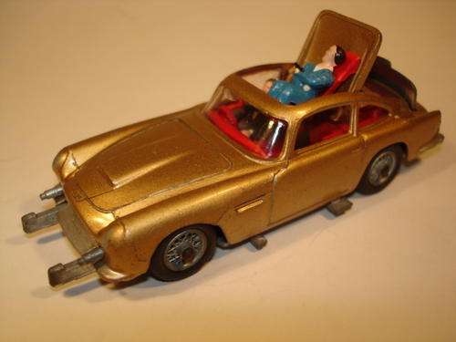 Corgi Toys # 261- James Bond Aston Martin