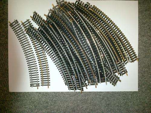 TRAIN TRACKS - BENDS X 43PCS