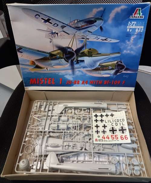 ITALERI 1:72 MISTEL 1 JU-88 A4  WITH Bf-109 F MODEL KIT