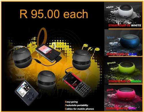 PORTABLE IPOD/CELL PHONE SPEAKERS