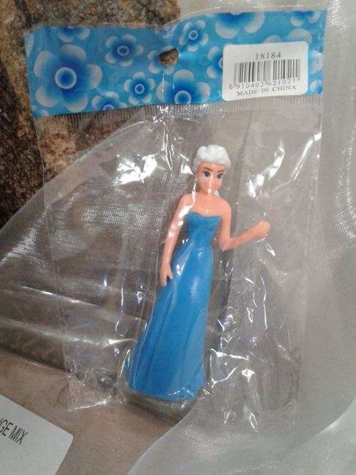 Elsa Figurines - Hard plastic