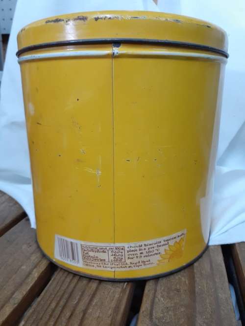 Collectible Tin - Woolworths Crunchies