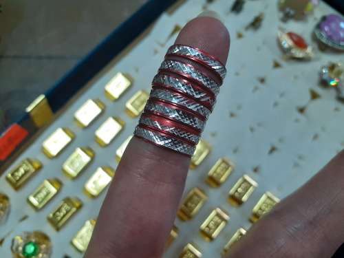 Thin Metal Rings - 10pc Random Colours