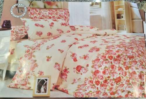 6 PIECE QUEEN SIZE COTTON FEEL DUVET COVER SET A MUST HAVE