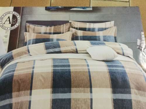 6 PIECE QUEEN SIZE COTTON FEEL DUVET COVER SET A MUST HAVE