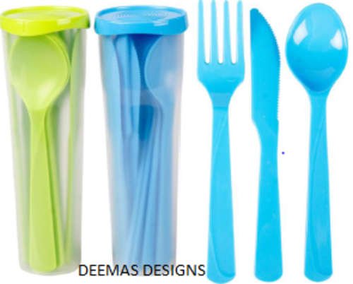 PICNIK CUTLERY 12 PIECE SET MUST MUST HAVE!!!!!!!!!