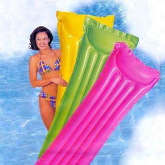 INTEX ECONOMAT INFATABLE POOL FLOAT, ENJOY THE POOL IN STYLE!!!!!