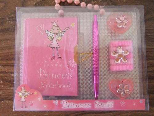 PRINCESS NOTEBOOK, PEN AND HAIR ACSSEORIES!!!!!! THE PERFECT GIFT