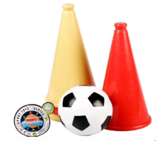 CONES AND A BALL SET PERFECT FOR YOU 3 YEAR OLD SOCCER PAYER!!!!! A MUST HAVE!!!