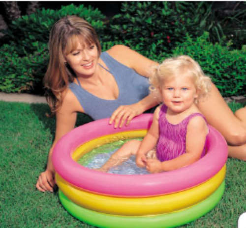 INTEX BABY POOL, A MUST HAVE!!!!!!!!!!!