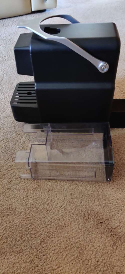 Demo Caffeluxe Piccolo + 200 Capsules