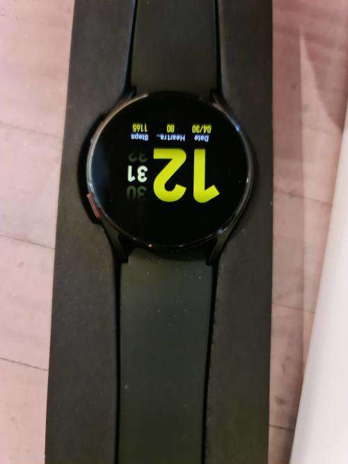 Galaxy Watch 4 ***secondhand***