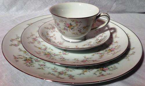 Vintage Noritake 5802 Arlene Fine China 4 Piece
