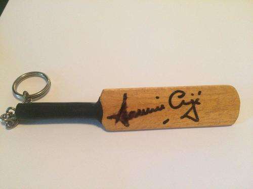 Hansie Cronje Signed mini bat