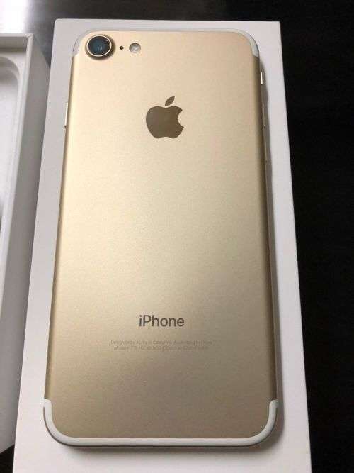 Apple Iphone 7 128GB Gold pre-owned Immaculate Local Stock