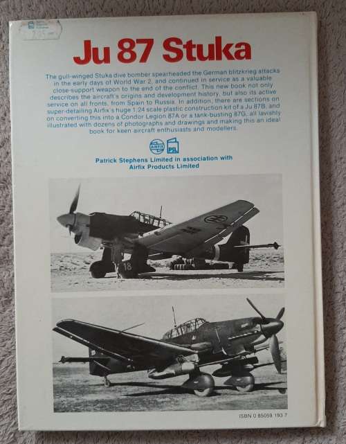 Ju 87 Stuka: Classic Aircraft No.5 - Author: Robertson and Scarborough