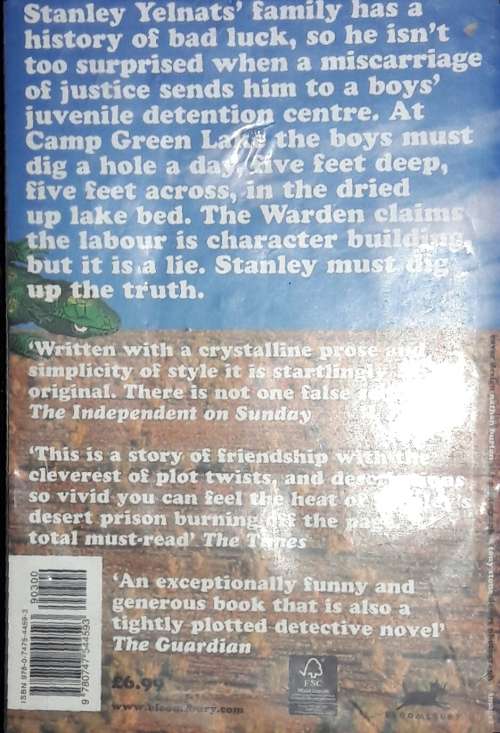 Holes - Louis Sachar