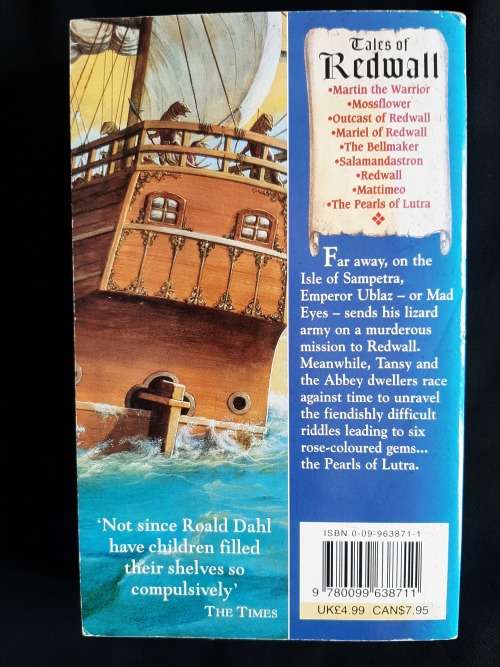 The Pearls of Lutra: A Tale of Redwall by Brian Jacques