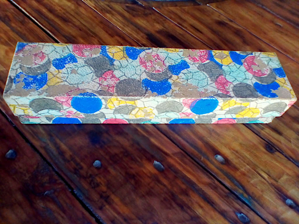 Dema gold rimmed vintage shotglasses set