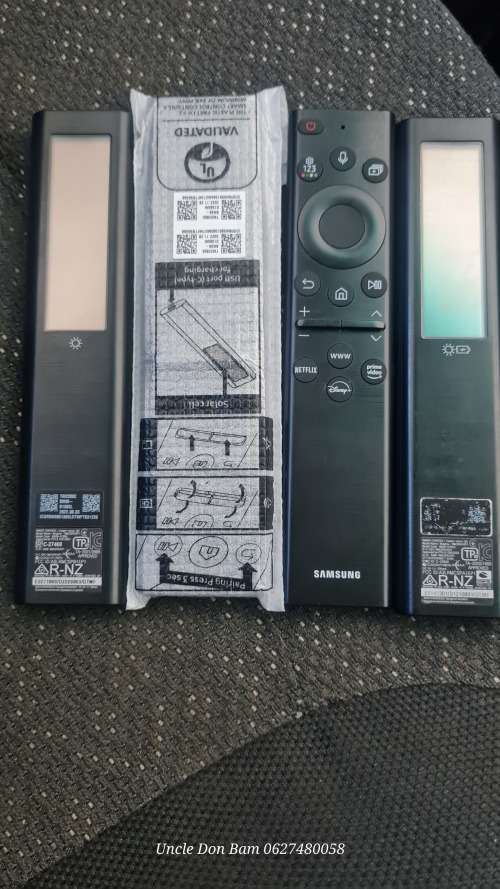 SAMSUNG SOLAR SMART VOICE CONTROL REMOTE