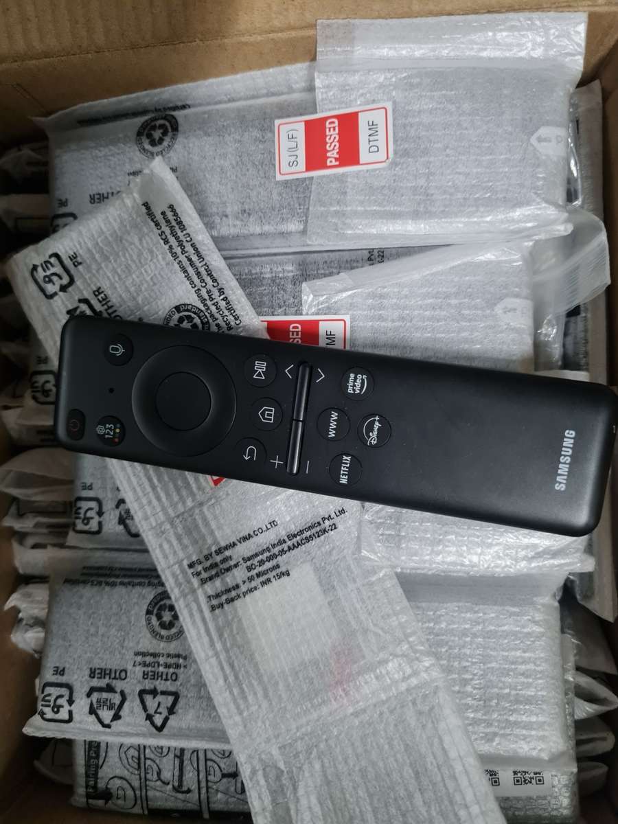 SAMSUNG 2023 ORIGINAL SOLAR RECHARGEABLE REMOTE CONTROL BN59-01432