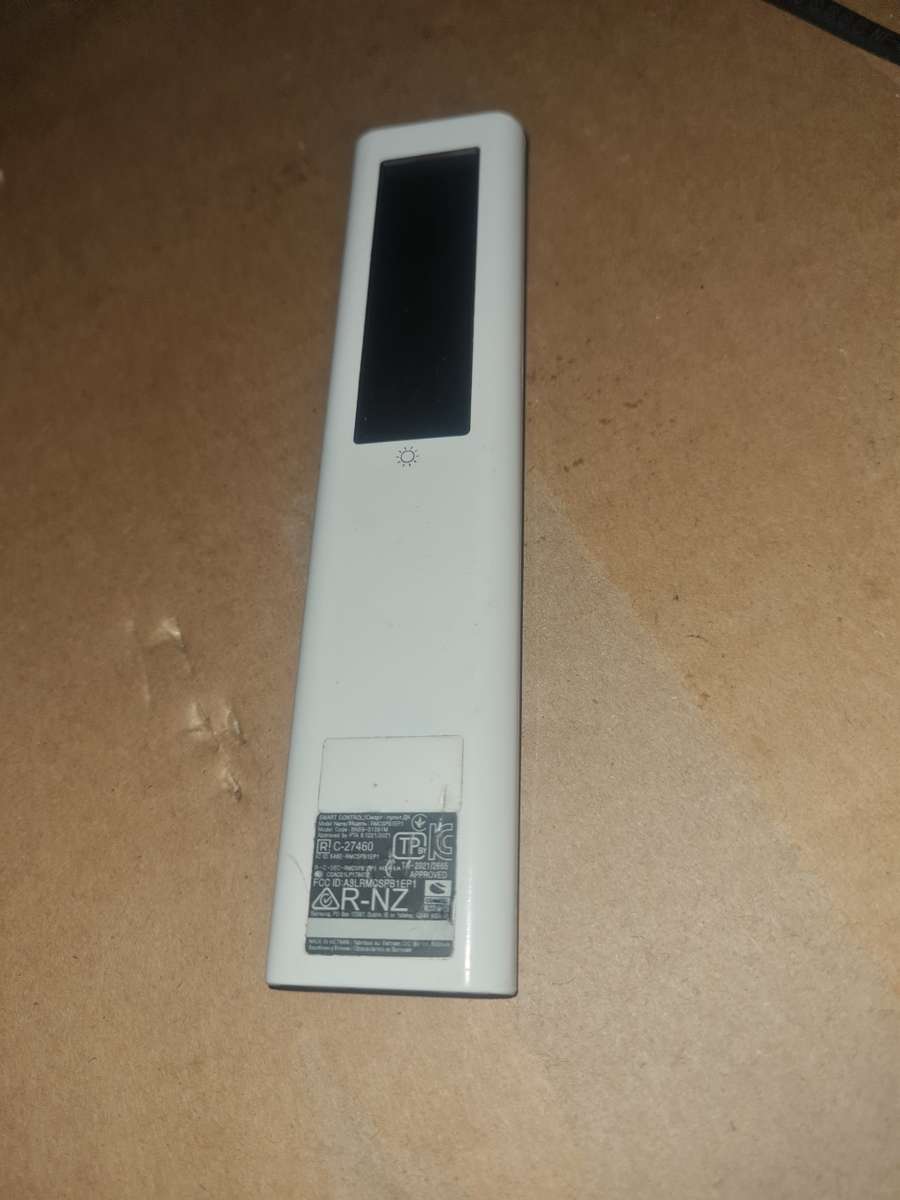 SAMSUNG ORIGINAL BN59-01391M WHITE SOLAR REMOTE CONTROL