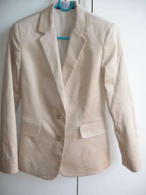 WOOLWORTHS JACKET- SIZE 6