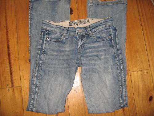 TMX JEANS - SIZE 8