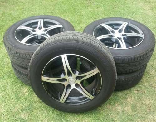 15'' TSW MAGS PCD 5X100 - 114 WITH 195/65R15 TYRES