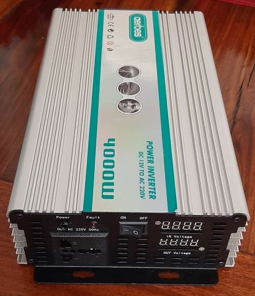 4000W POWER INVERTER DC-12V TO AC-220V