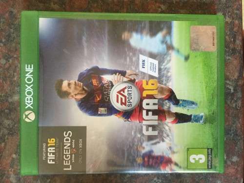 Xbox One 500 GB + 2 Controllers + 5 Games