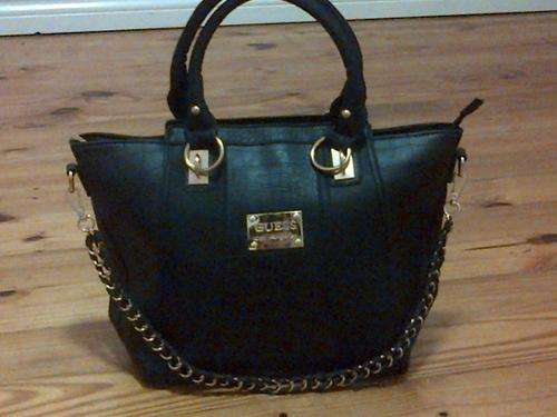 GUESS LOSS ANGELES *BLACK*