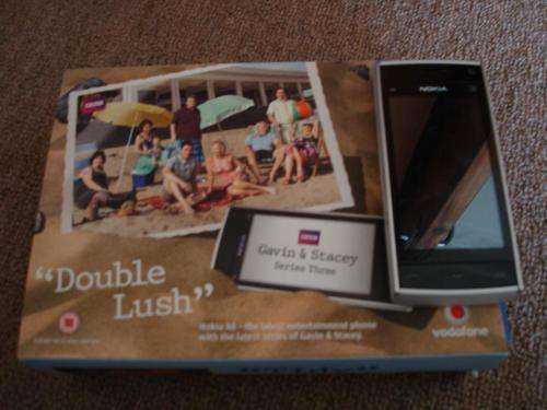 Nokia X6 32GB HD Mem <Free Postage>