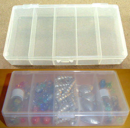 UTILITY BOX/ORGANIZER with 5 compartments