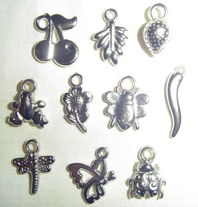 x10 "Spring Garden" Charms in Silvertone CCB Metallised Acrylic