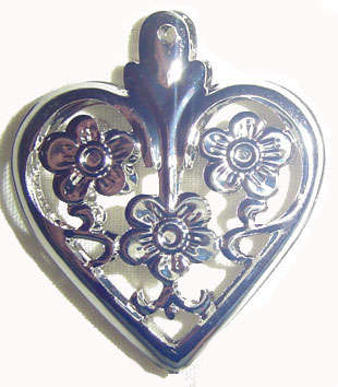 40x35mm Double Sided Heart Framing Pendant in Silver Metal Foil